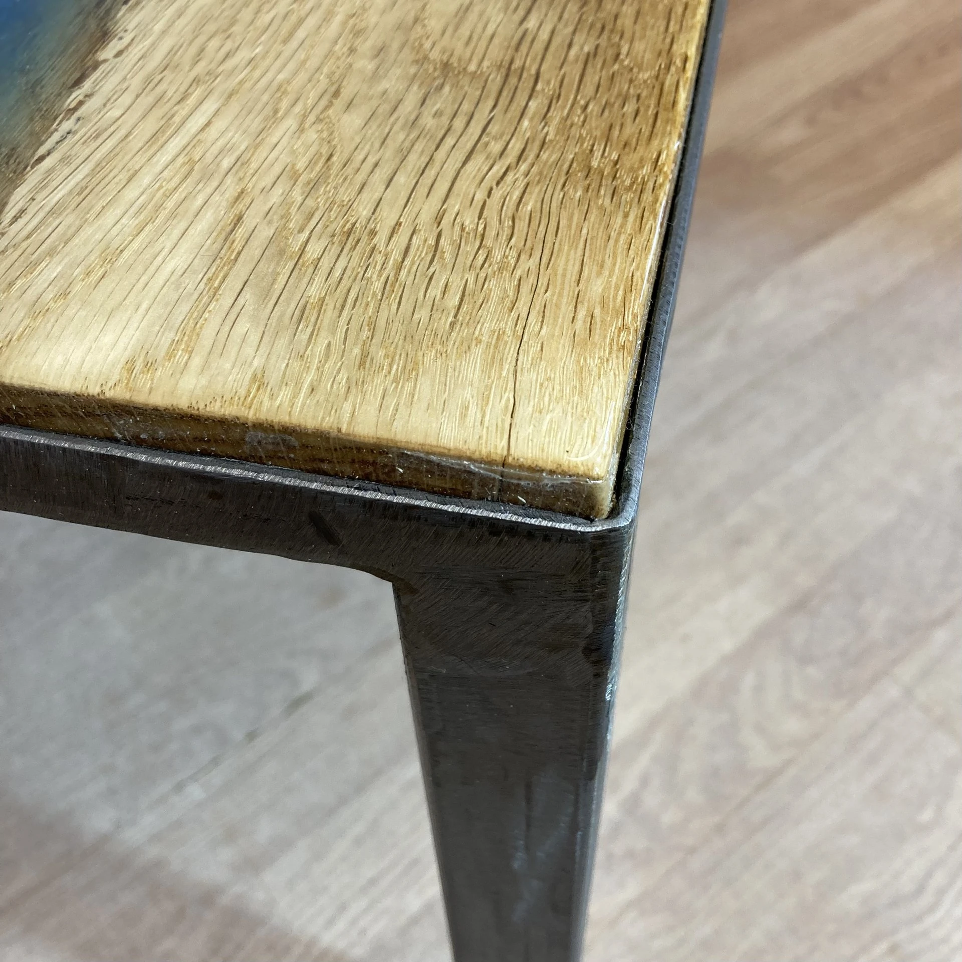 gig-tische-epoxid-resin-008