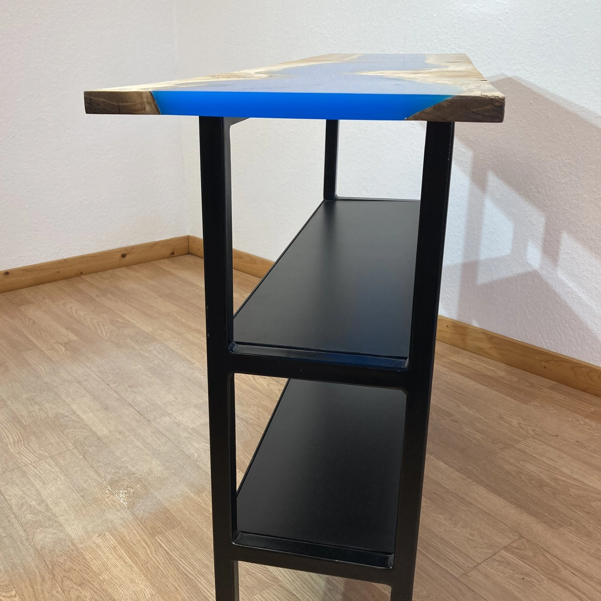 gig-tische-epoxid-resin-017