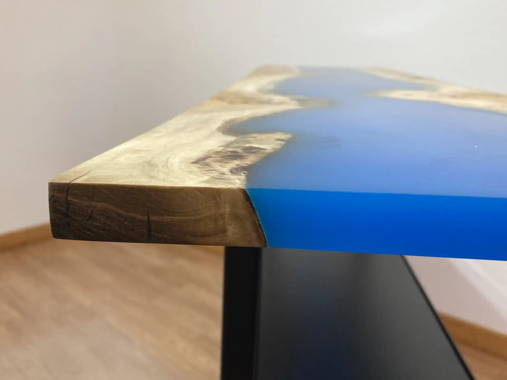 gig-tische-epoxid-resin-018