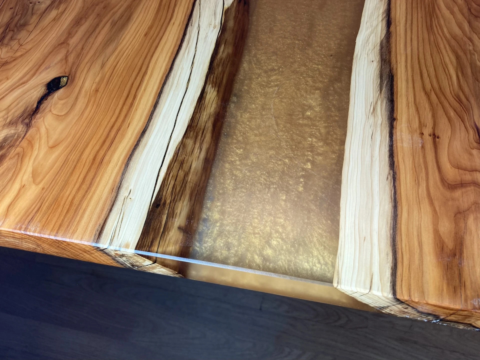gig-tische-epoxid-resin-031
