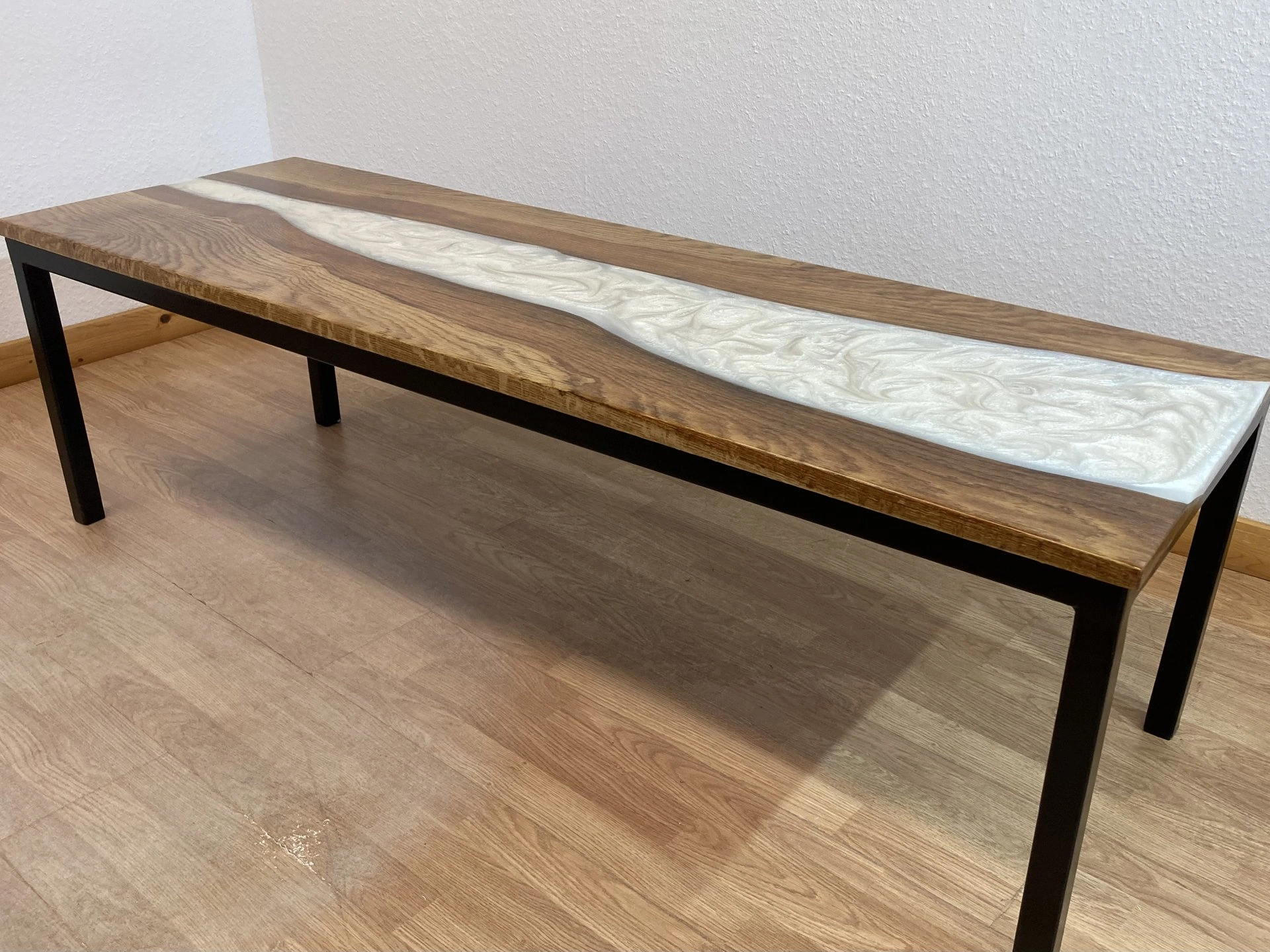 gig-tische-epoxid-resin-036