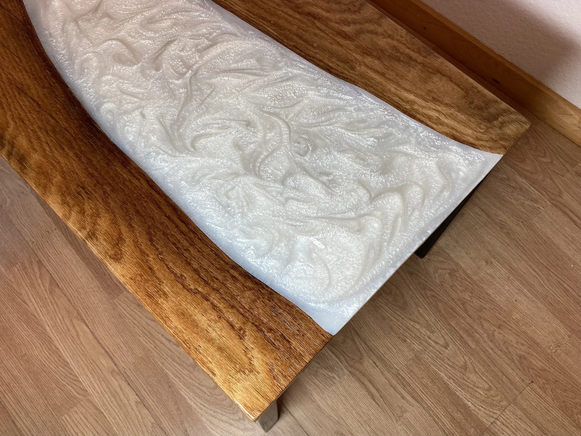 gig-tische-epoxid-resin-039