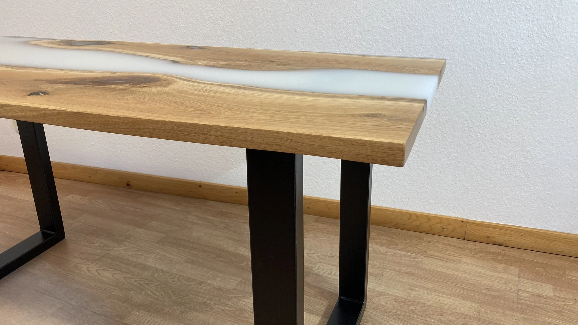 gig-tische-epoxid-resin-002