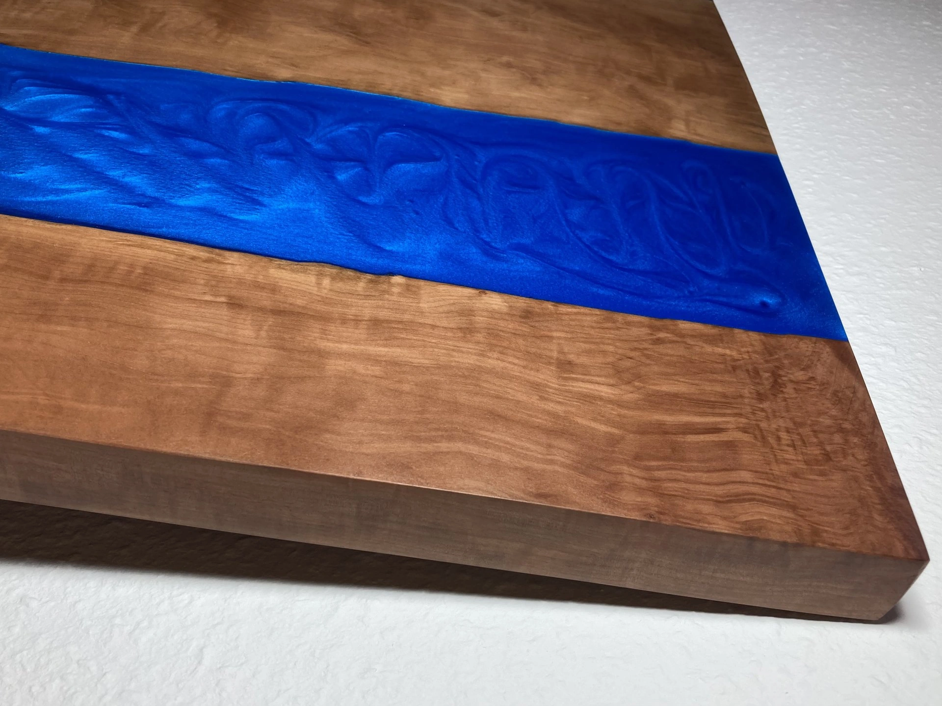 gig-rivertable-epoxid-tisch-4