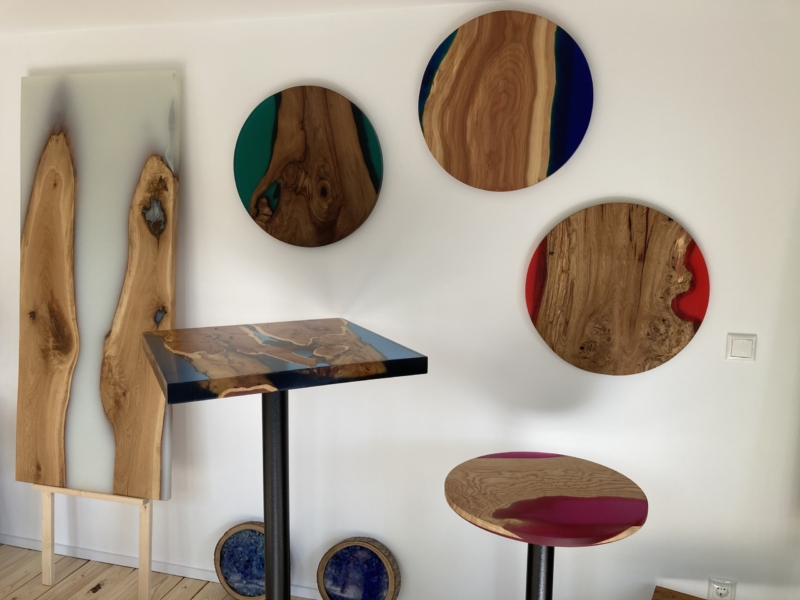 GIG_Epoxid_Tische_Ausstellung5